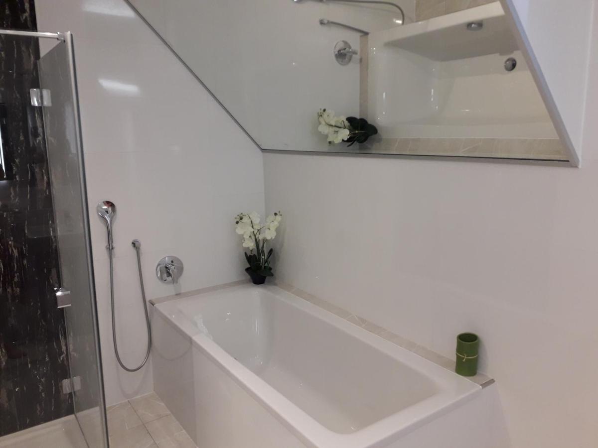 Apartment Top 3 Mit 4 Betten Bestrooms Eu Steyr Esterno foto